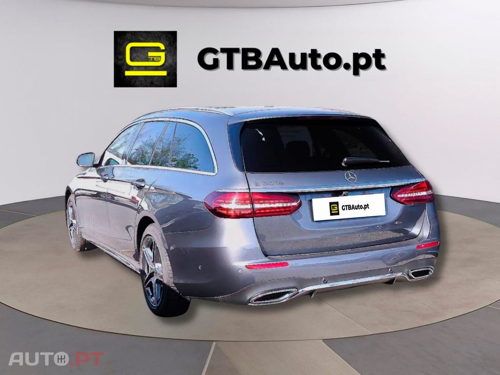 Mercedes-Benz E 300 I.V.A DEDUTIVEL  e T AMG