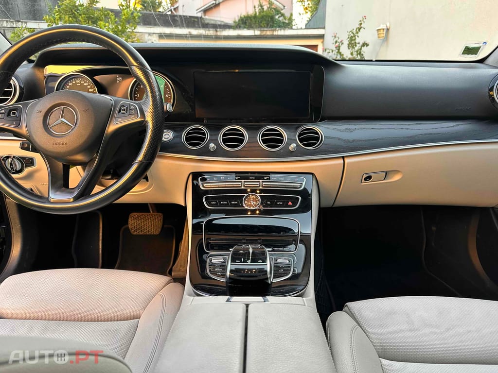 Mercedes-Benz E 200 d T 9G-TRONIC