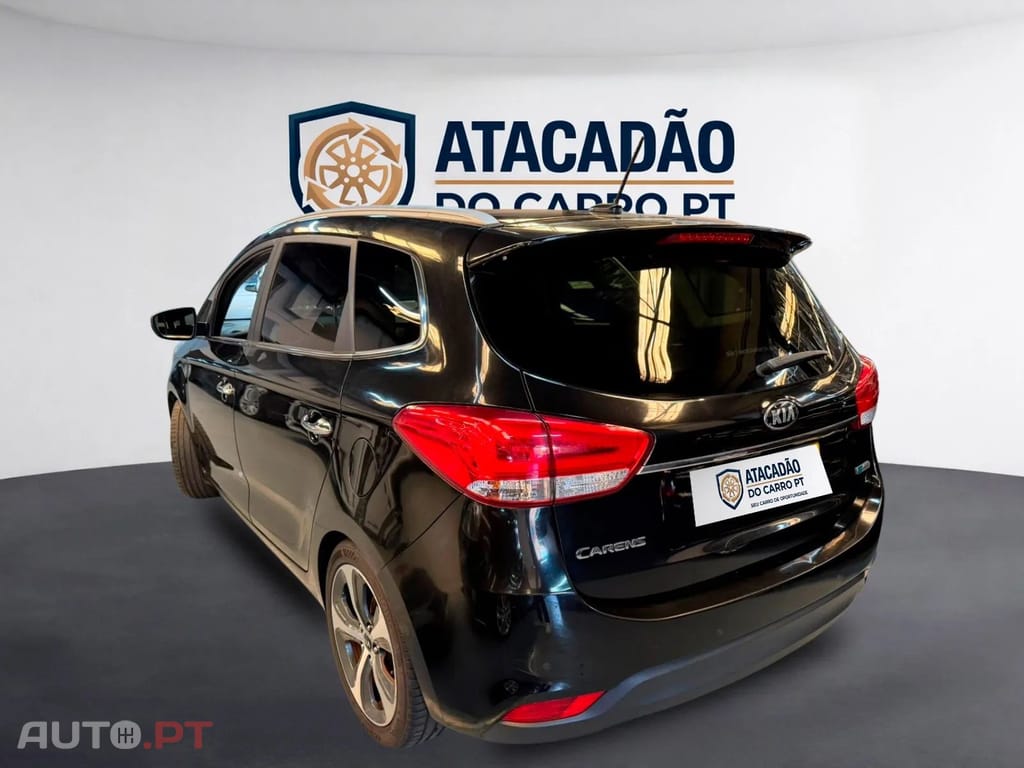 Kia Carens 1,7d 7L