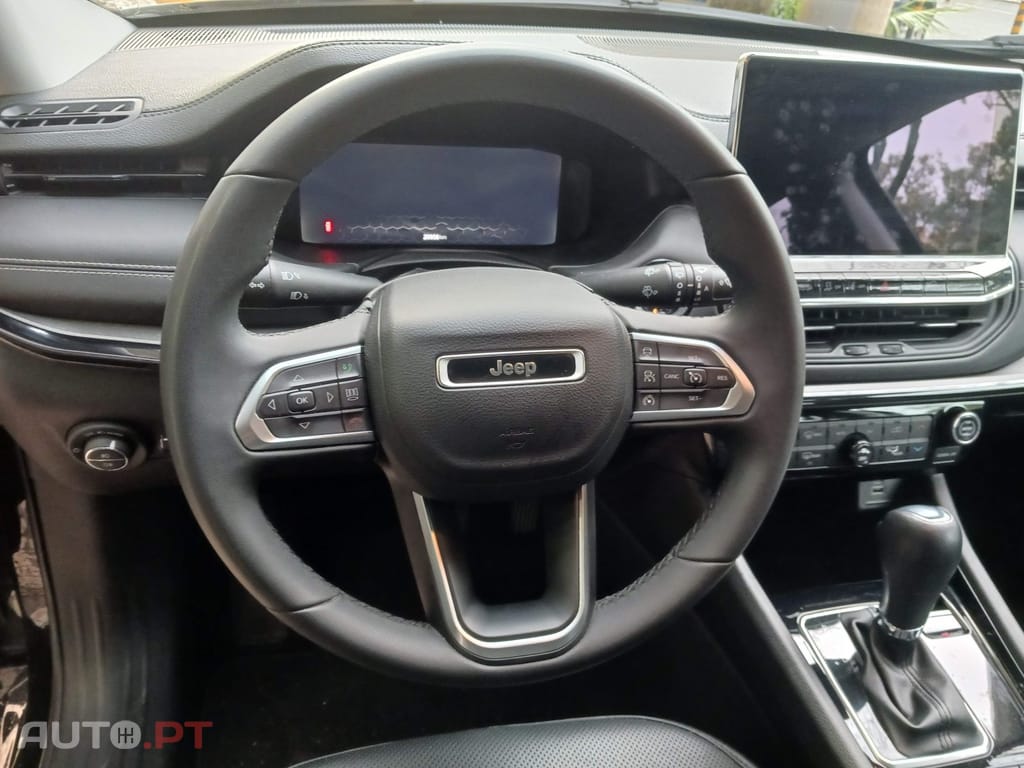 Jeep Compass 1.5 TG e-Hybrid Summit DCT