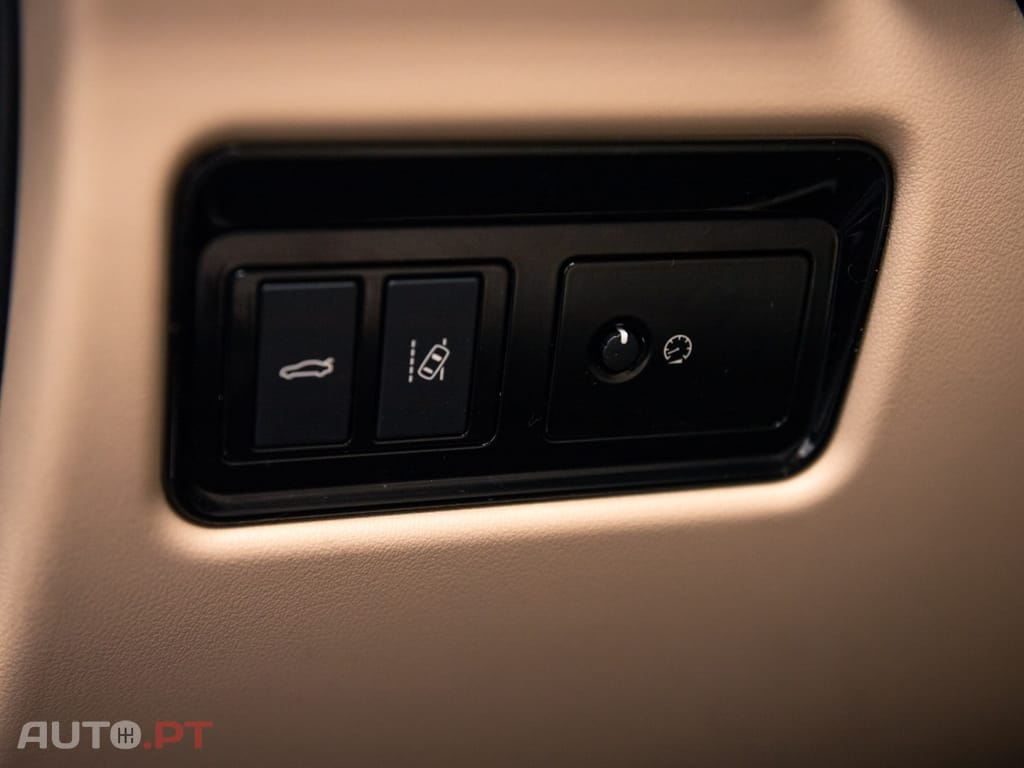 Jaguar XE 2.0 D Prestige Aut.