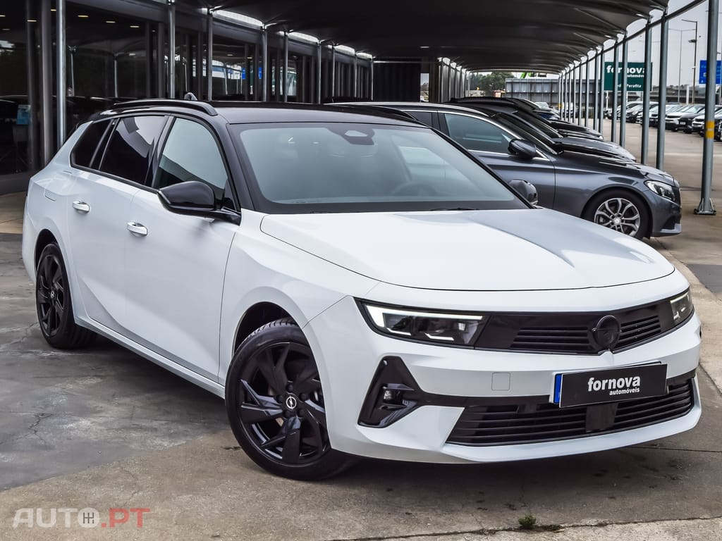 Opel Astra Sports Tourer 1.2 T Hybrid GS eDCT