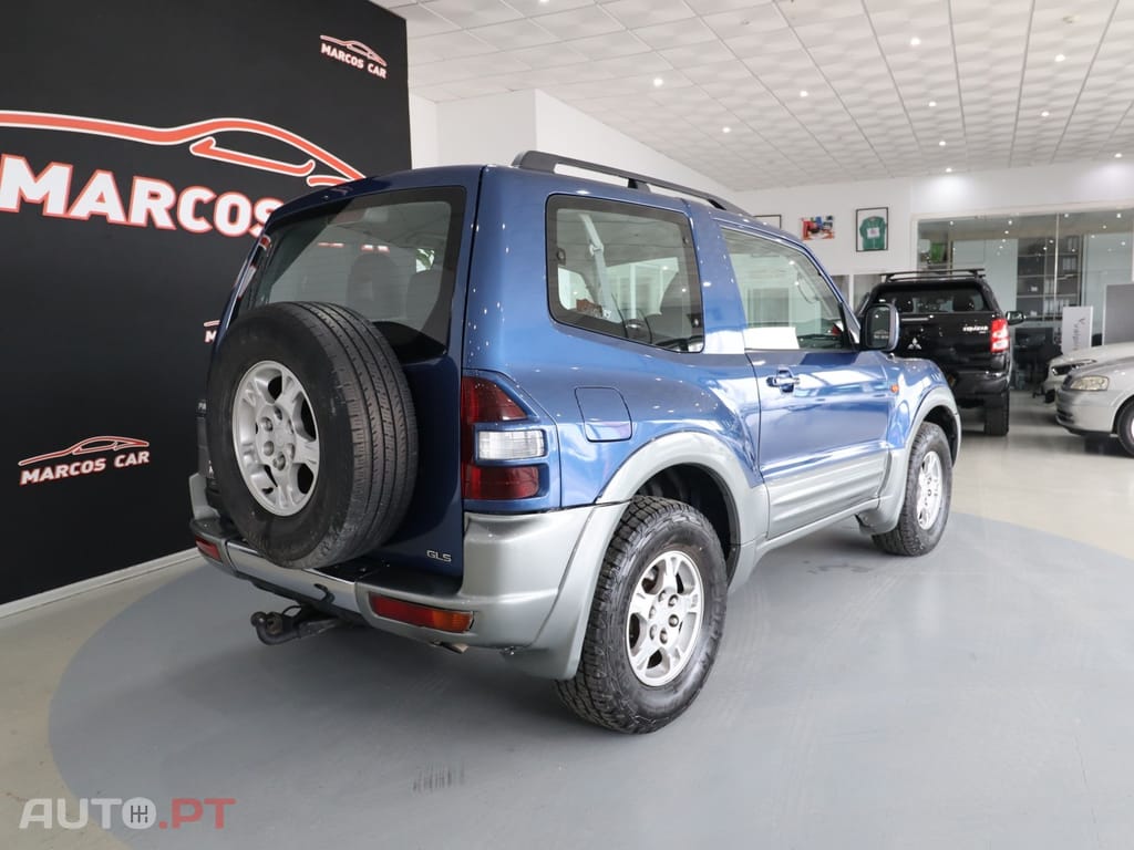 Mitsubishi Pajero 3.2 DI-D GLS ABS+CA