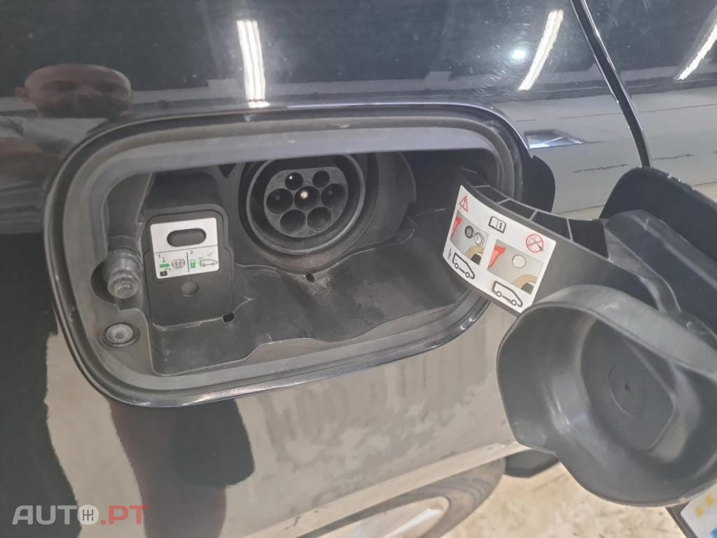 Renault Mégane Sport Tourer  1.6 E-Tech Plug-In Intens
