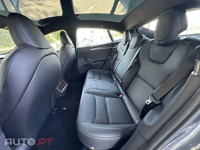 Tesla Model S Plaid AWD