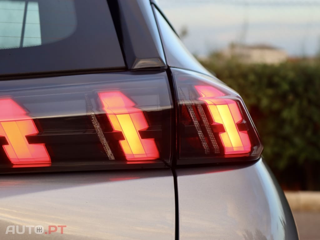 Peugeot 2008 1.2 PureTech Active