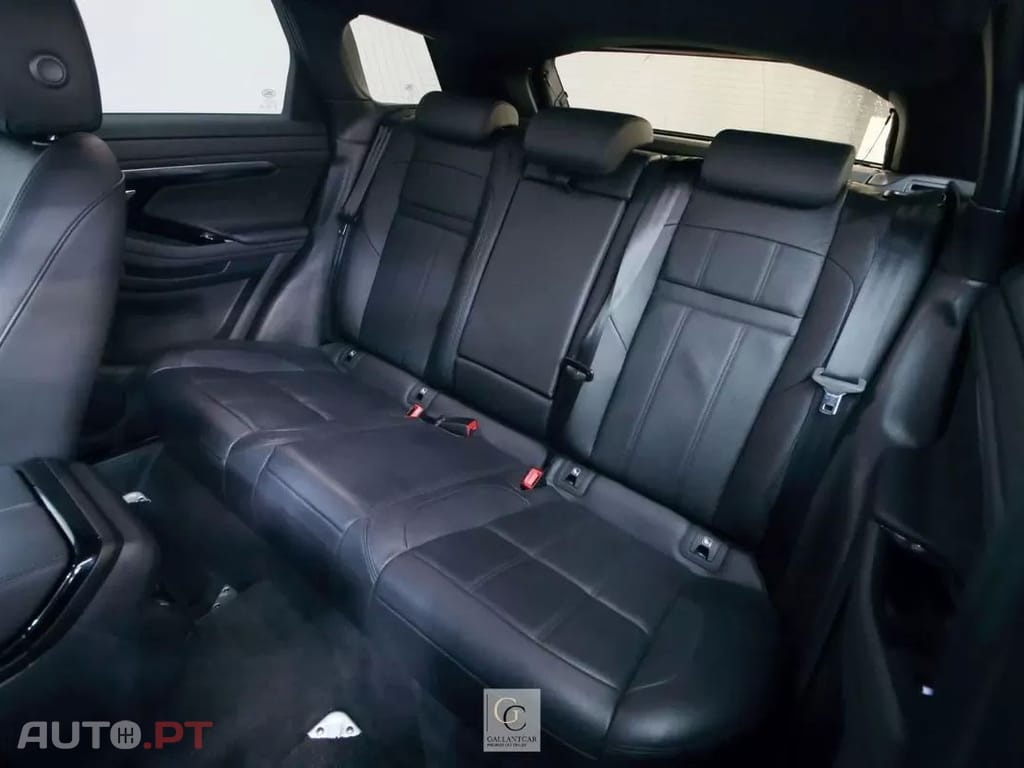 Land Rover Evoque 1.5 P300e AWD Dynamic SE — fotografia 21
