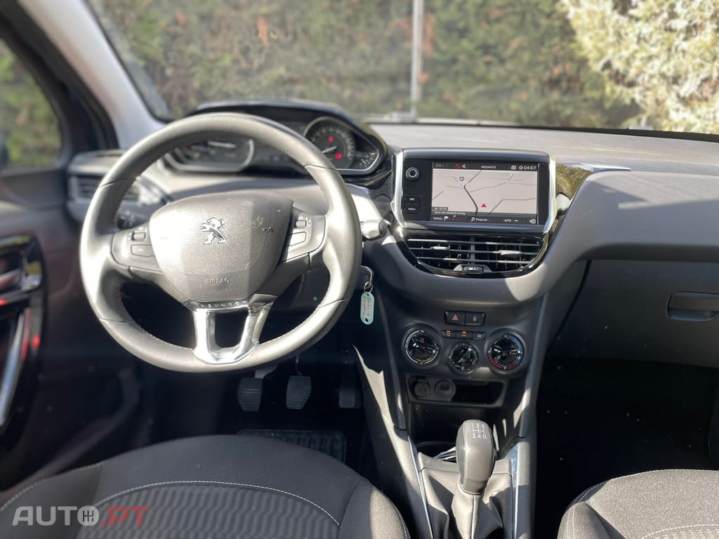 Peugeot 208 1.2 PureTech Active