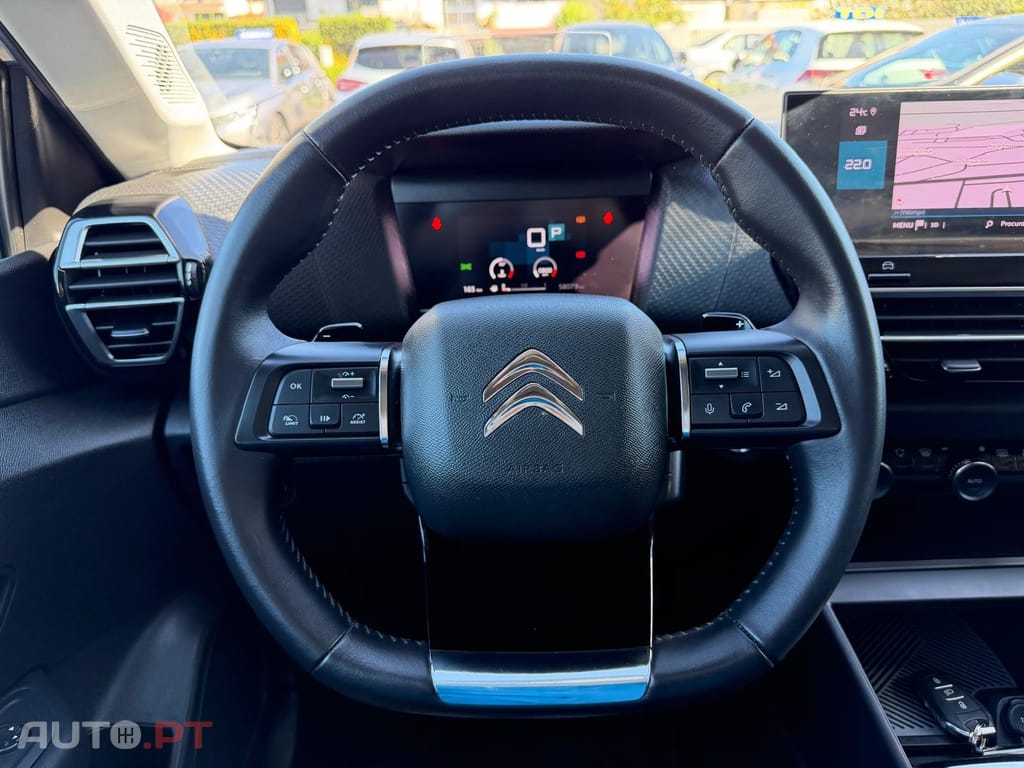 Citroen C4 1.5 BlueHDi Shine EAT8