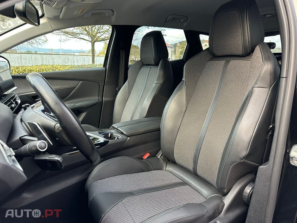 Peugeot 3008 1.5 BlueHDi Allure Pack EAT8