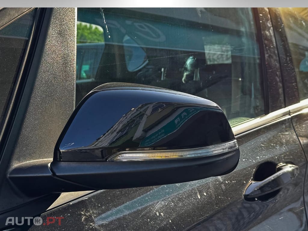 BMW 216 215d