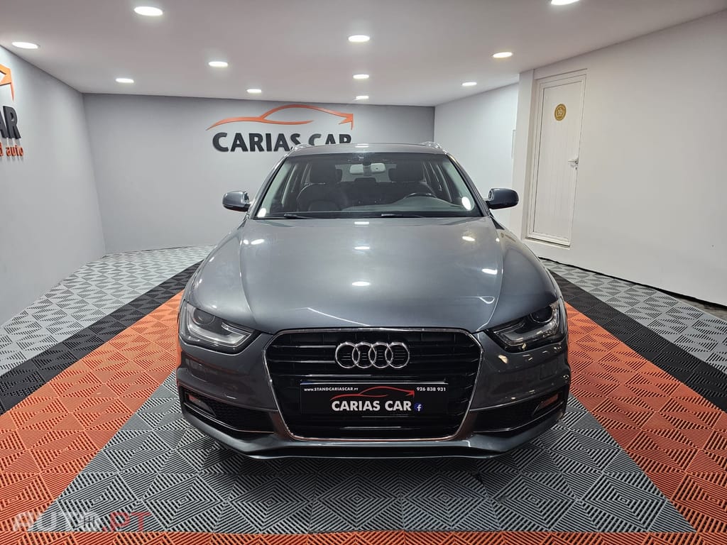 Audi A4 Avant 2.0 TDi S-line