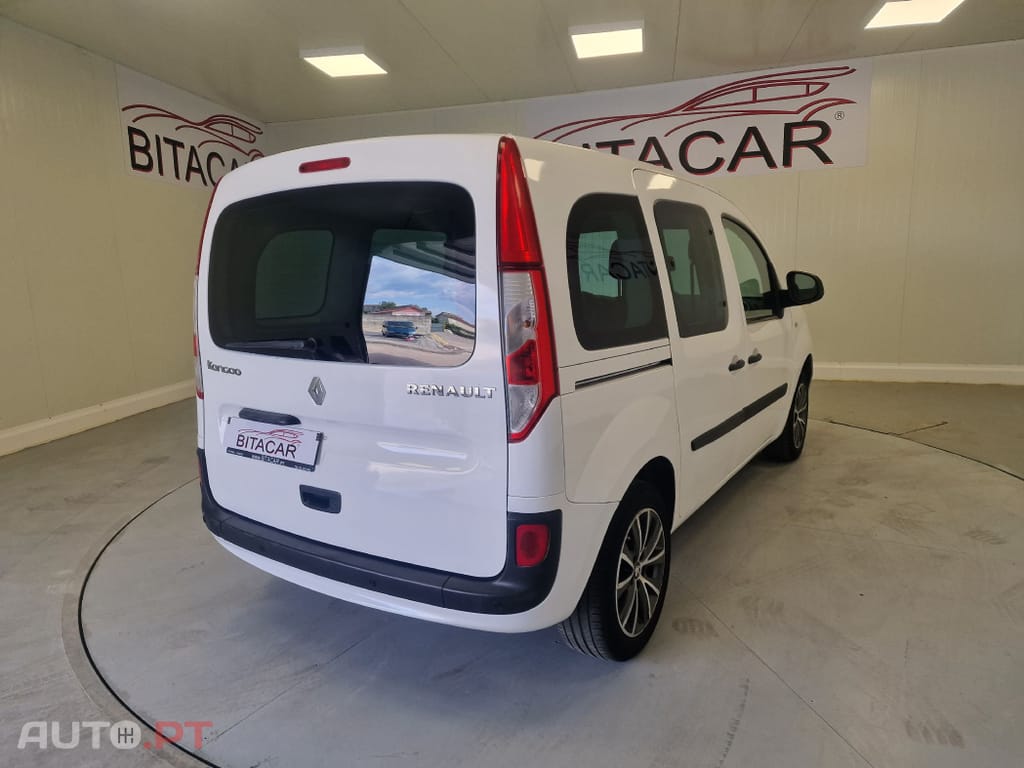 Renault Kangoo COMBI 1.5 DCI LUGARES 5