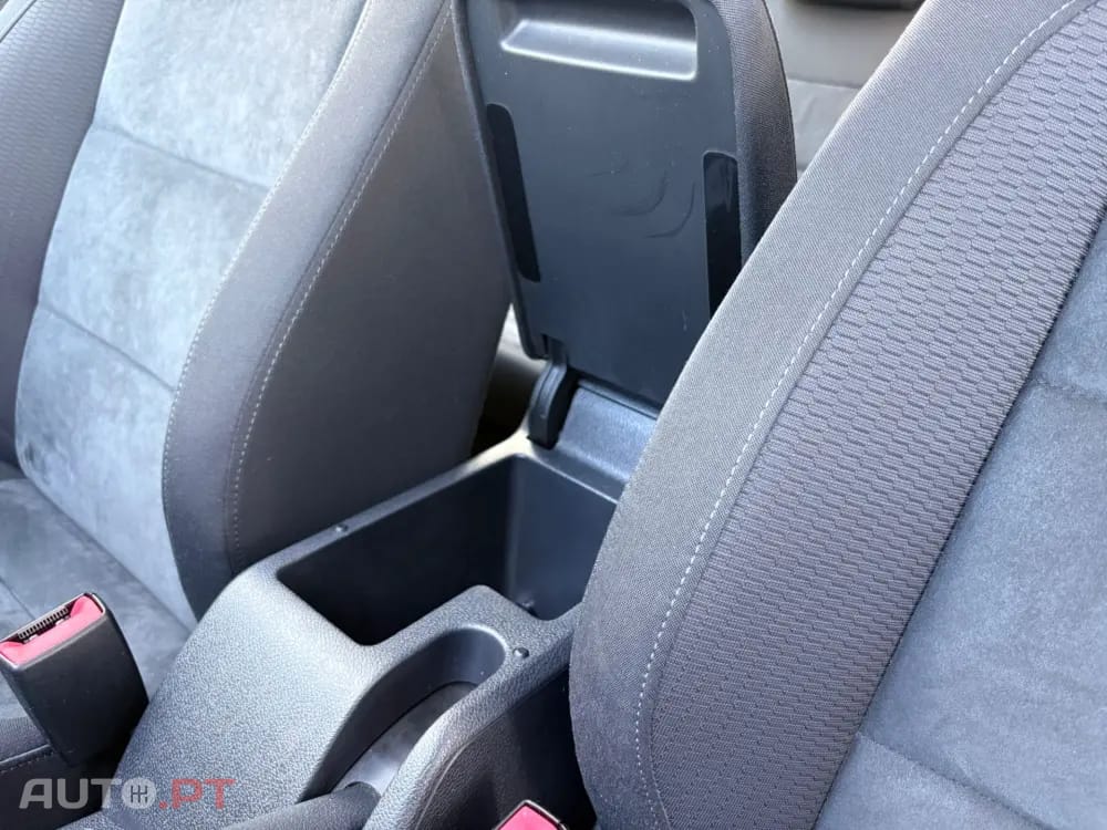 Volkswagen Golf 2.0 TDi Highline DSG