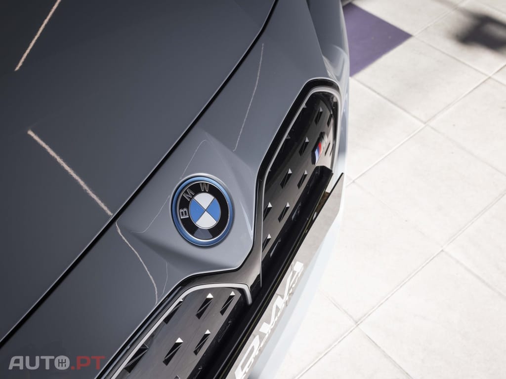 BMW i4 M50 Pack Desportivo M Pro