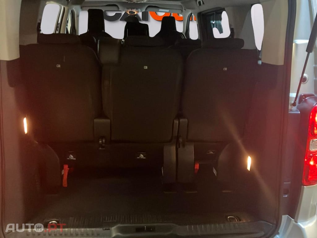 Peugeot Traveller 2.0 BlueHDi L2H1 Standard