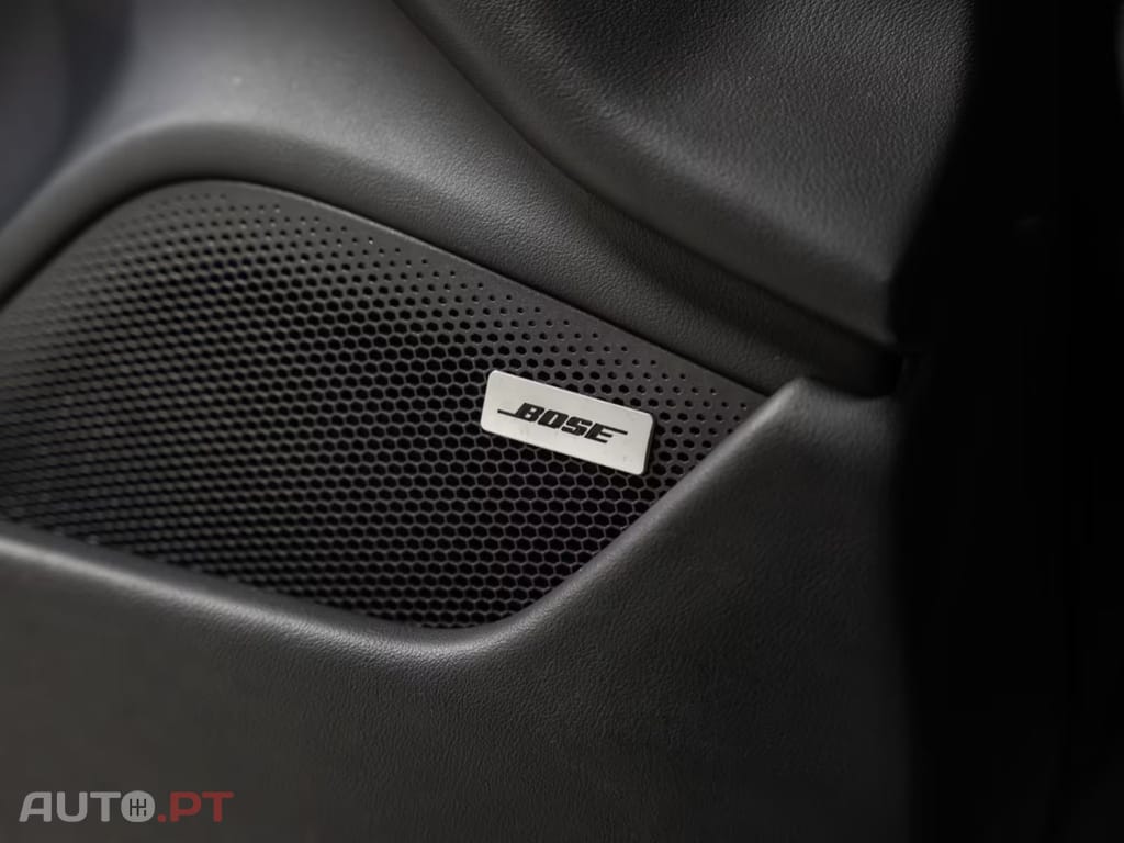 Porsche Taycan 4S I.V.A DEDUTIVEL 