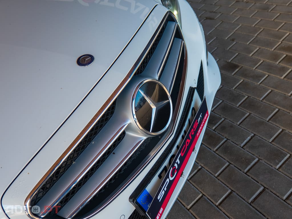 Mercedes-Benz E 250 CDi Avantgarde BlueEfficiency Auto.