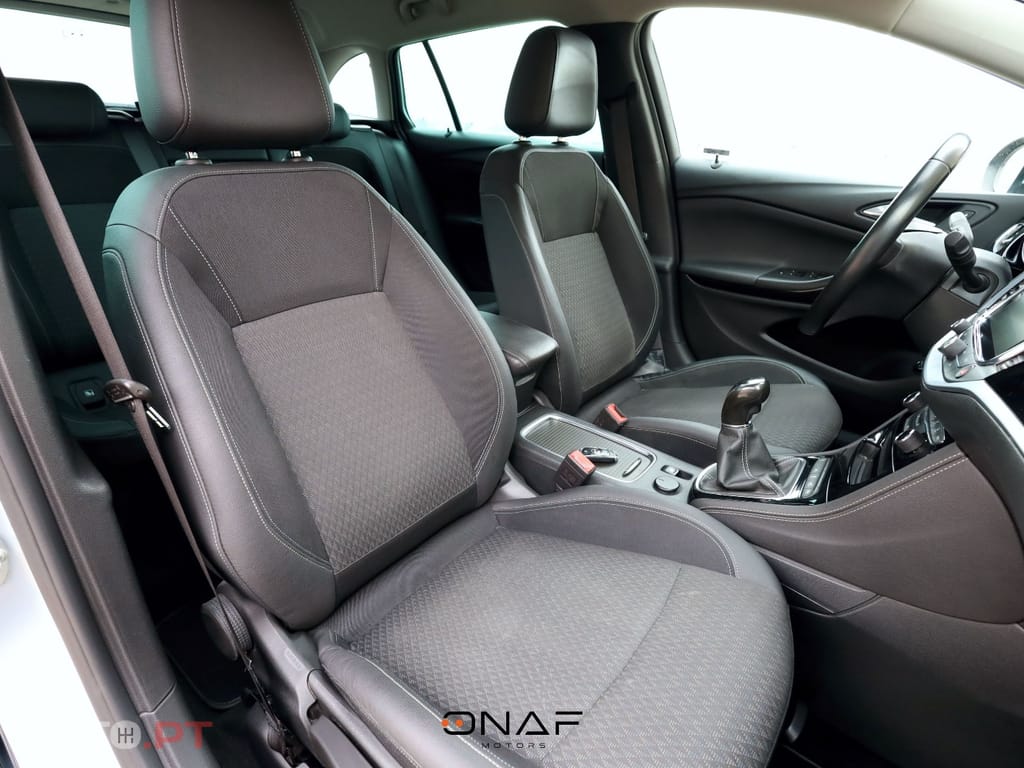 Opel Astra Sports Tourer 1.6 CDTI Excellence