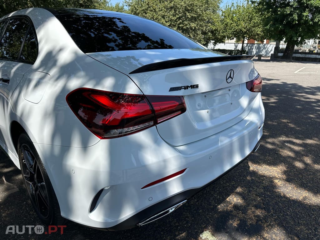 Mercedes-Benz A 250 e AMG Line