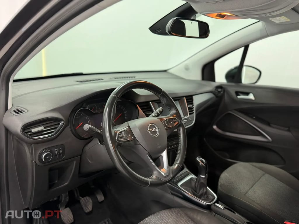 Opel Crossland 1.2 Business Edition