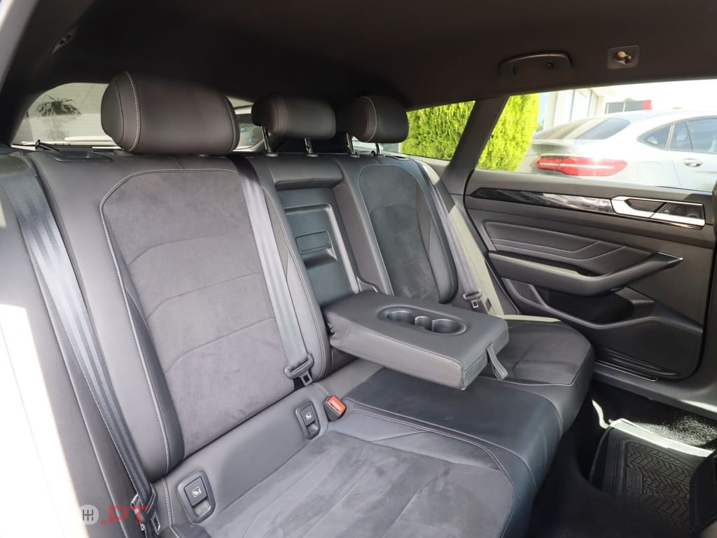 Volkswagen Arteon 2.0 TDI R-Line DSG