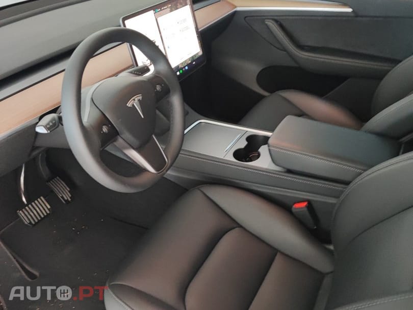Tesla Model Y Tração Traseira