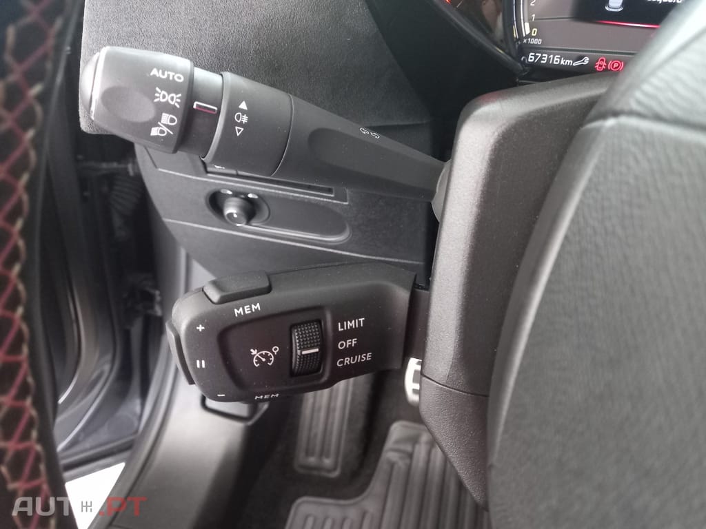 DS DS3 Crossback PureTech 100 PERFORMANCE LINE