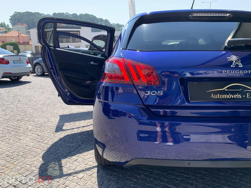 Peugeot 308 1.5 BlueHDi Style