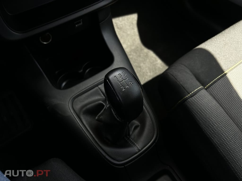 Citroen C3 1.2 PureTech C-Series