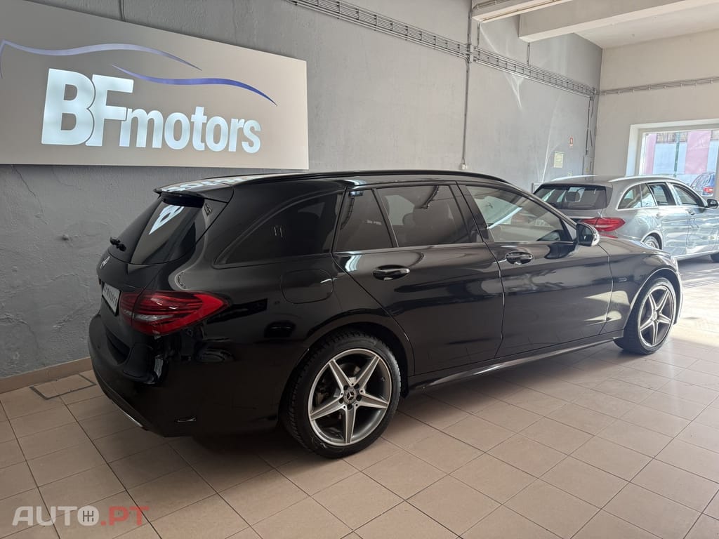 Mercedes-Benz C 300 de AMG Line