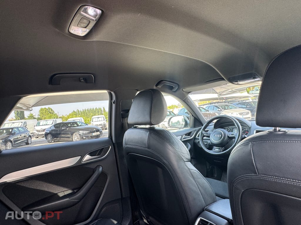 Audi Q3 2.0 TDI S-line