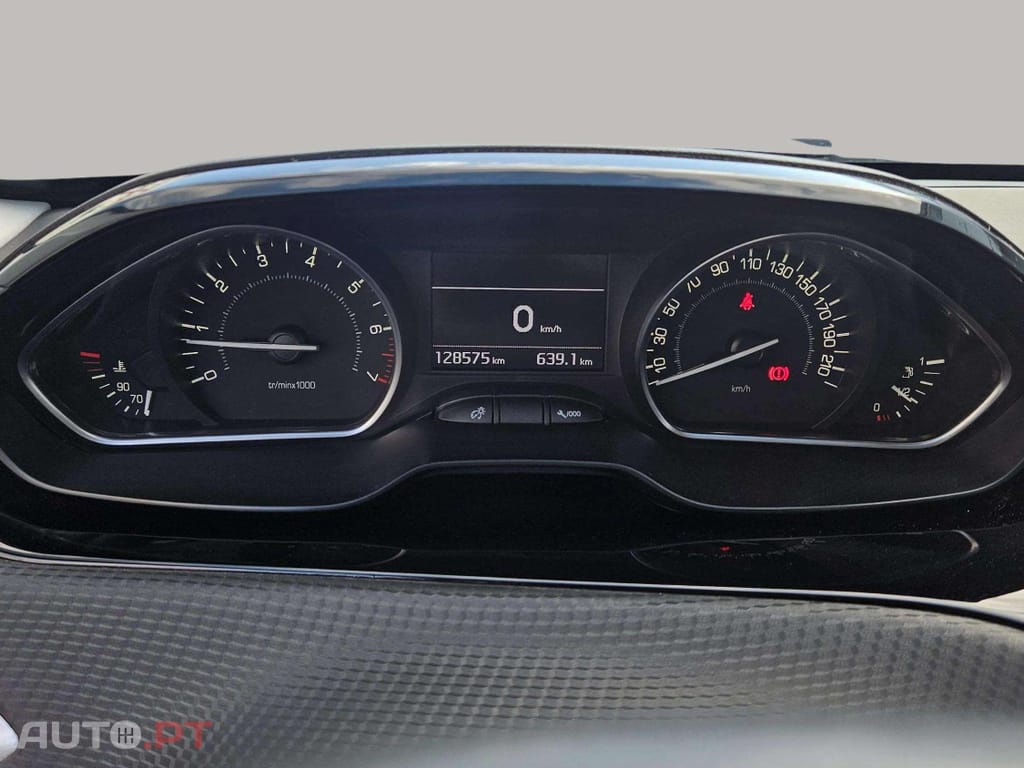 Peugeot 2008 1.2 PureTech Style