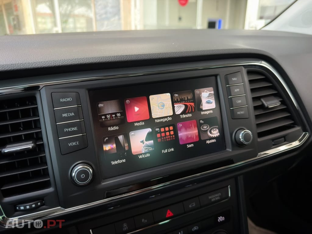 SEAT Ateca 1.6 TDI Ecomotive Reference — fotografia 16
