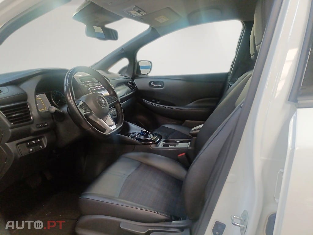 Nissan Leaf N-Connecta