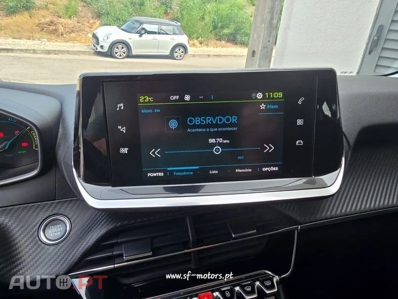 Peugeot E-208 Active