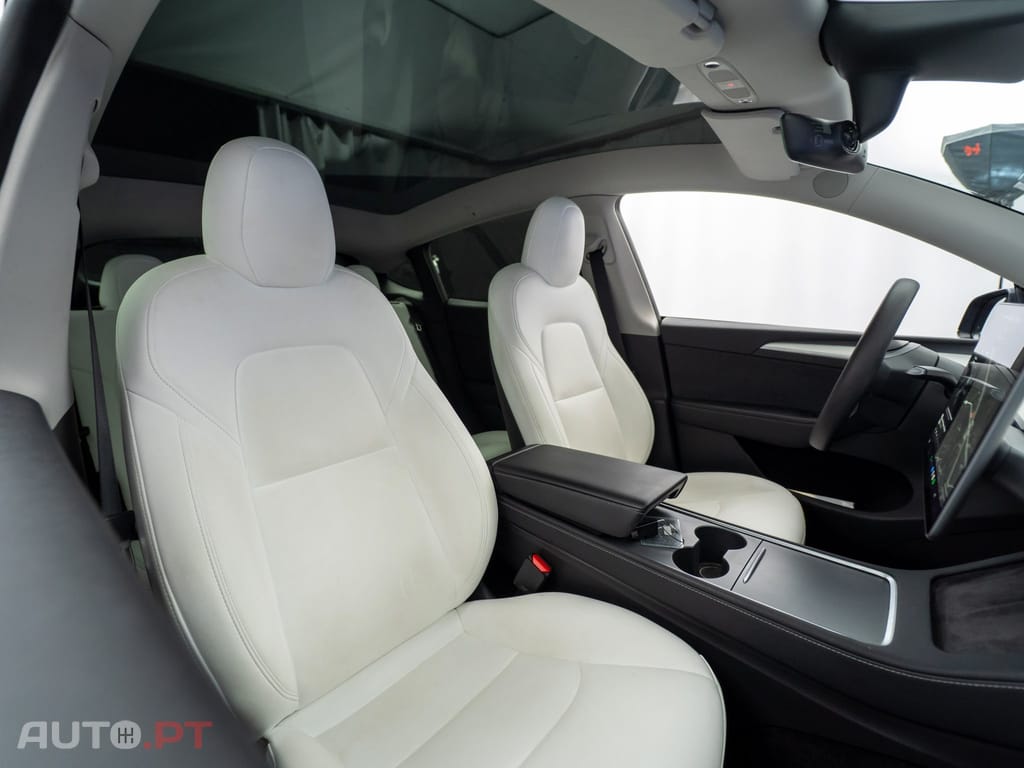 Tesla Model Y Long Range Tração Integral