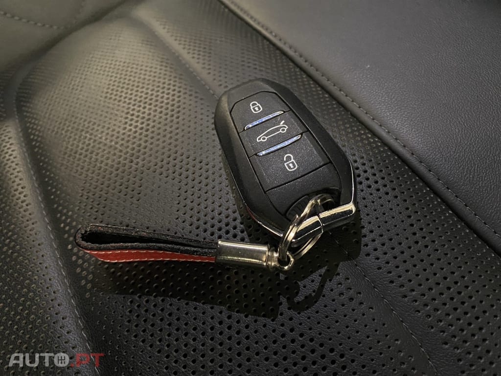 Citroen C5 X 1.6 Hybrid Shine Pack e-EAT8
