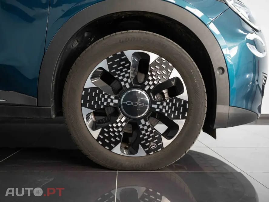 Fiat 600e 54 kWh La Prima