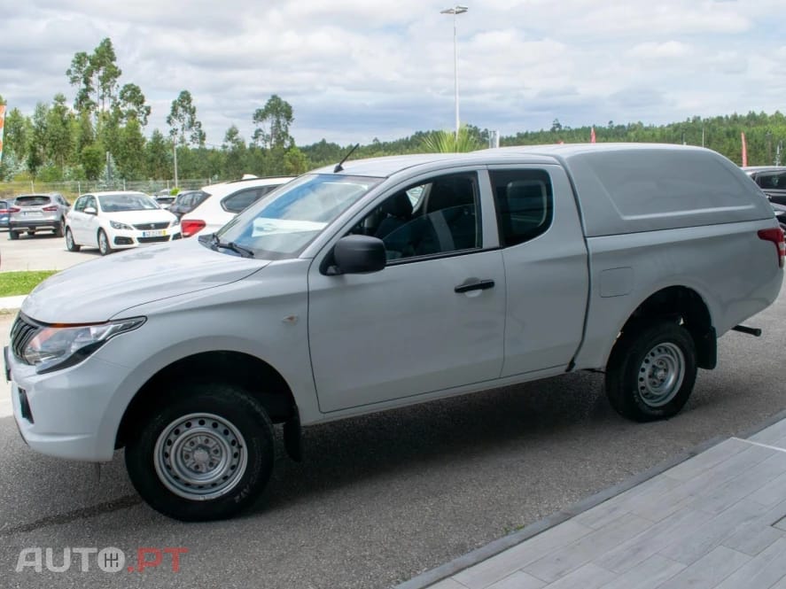 Mitsubishi L200 2.4 DI-D 4WD