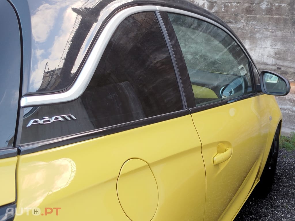 Opel Adam 1.2 Slam