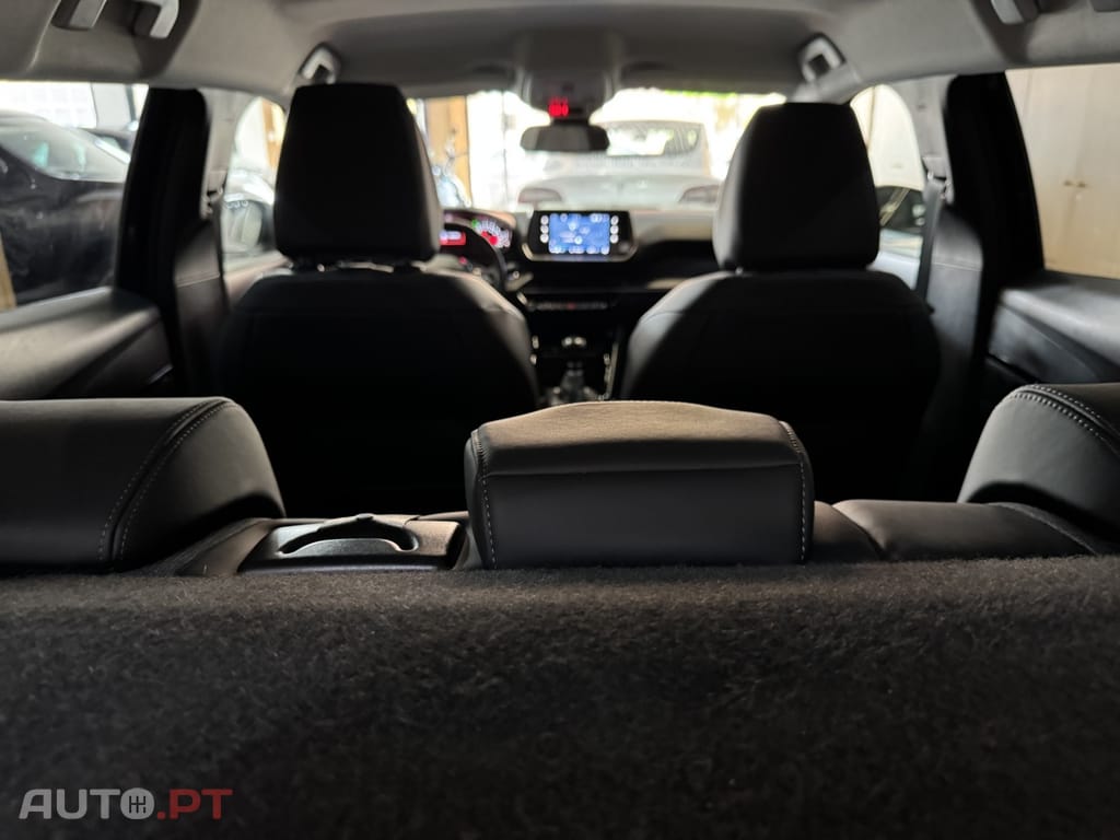 Peugeot 2008 1.2 PureTech Allure