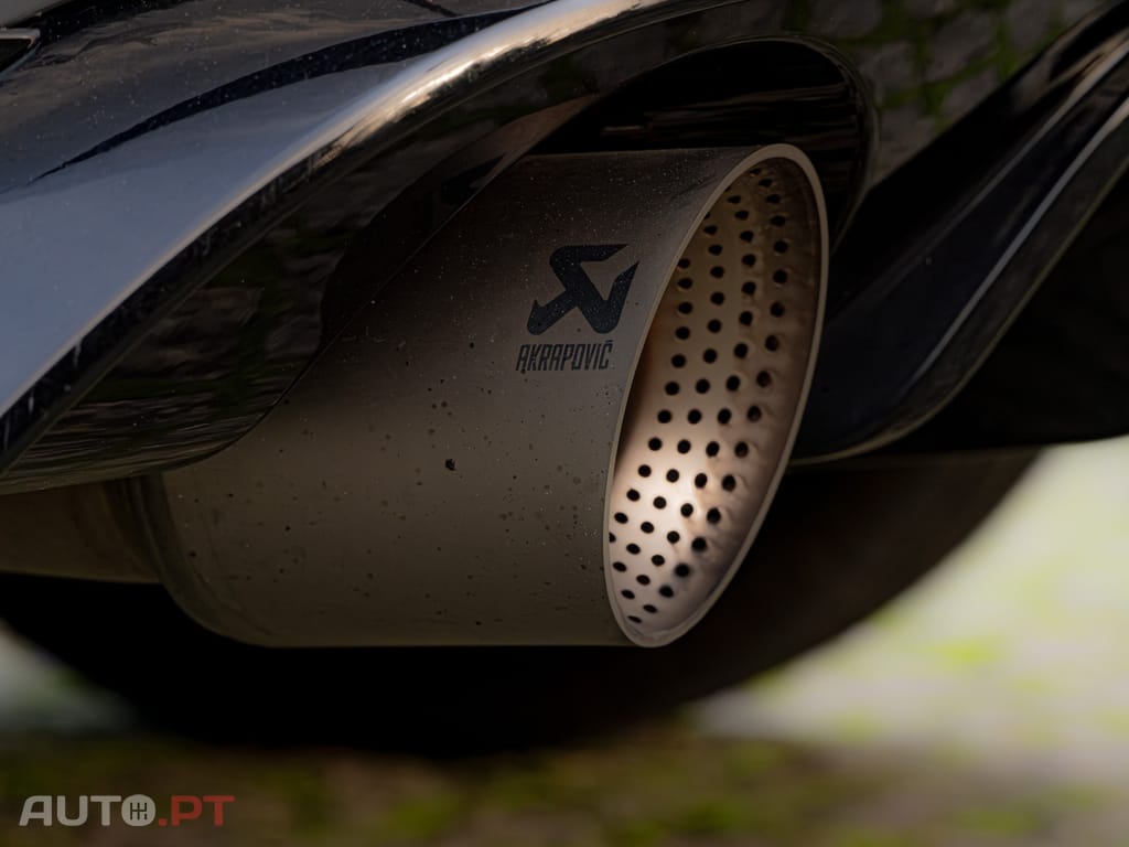 Volkswagen Golf 2.0 TSI TCR DSG