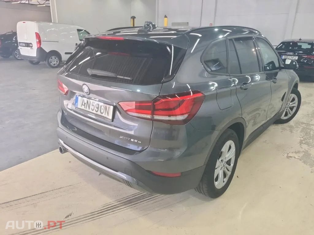 BMW X1 25 e xDrive Corporate Edition