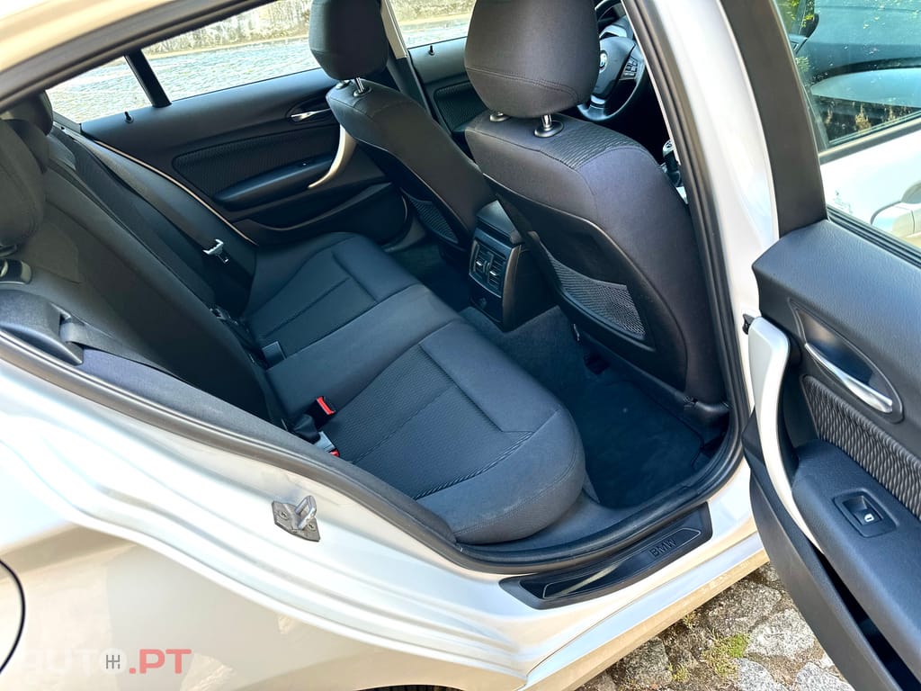 BMW 116 D Efficient dynamics 116Cv 1 Dono 2014