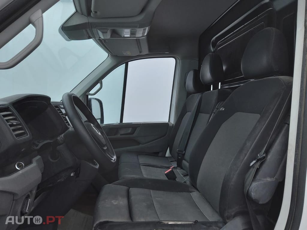 Volkswagen Crafter 2.0 TDI L3H3 Business Plus
