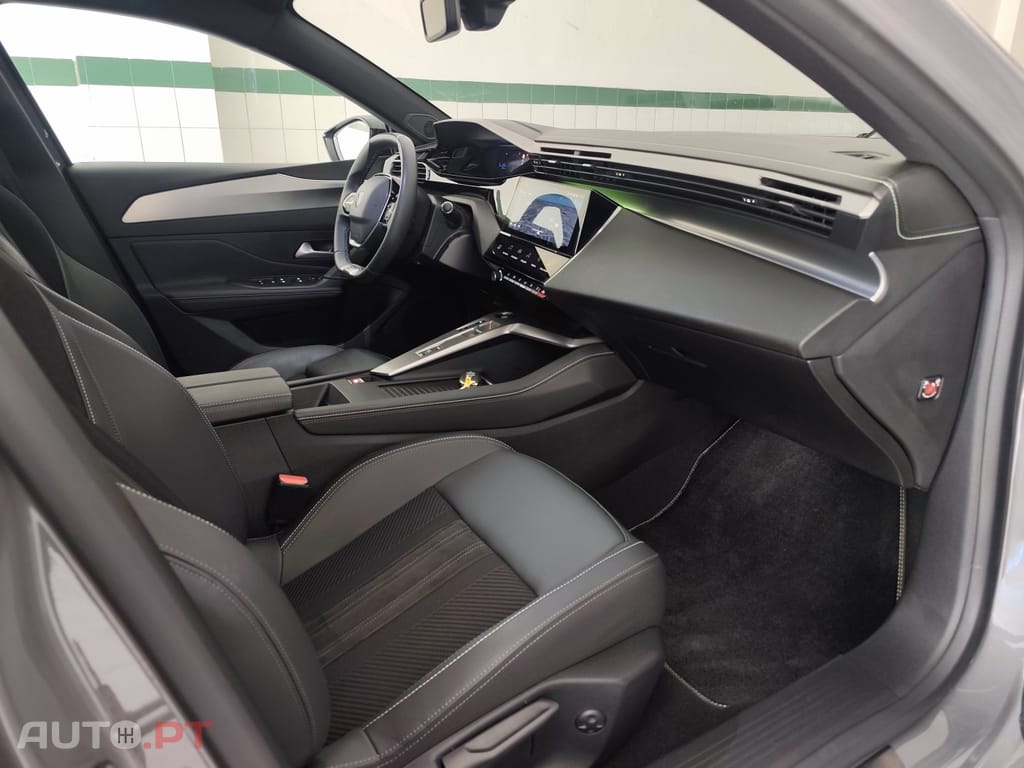 Peugeot E-308 58 kWh GT