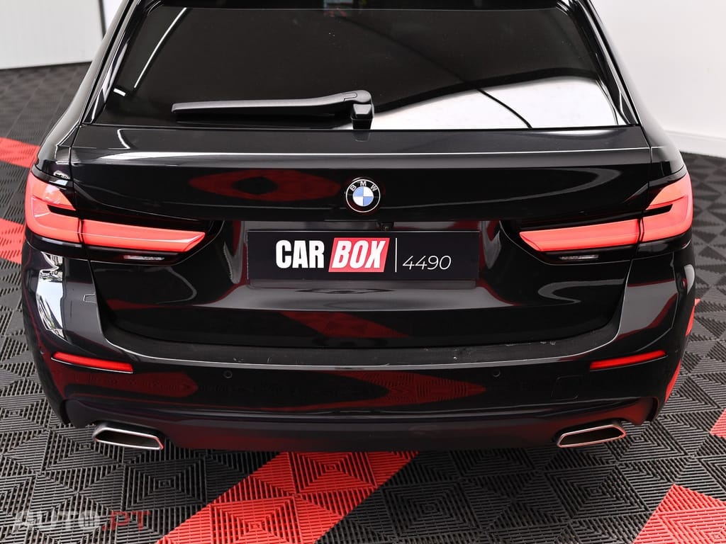 BMW 520 d Pack Desportivo M Auto