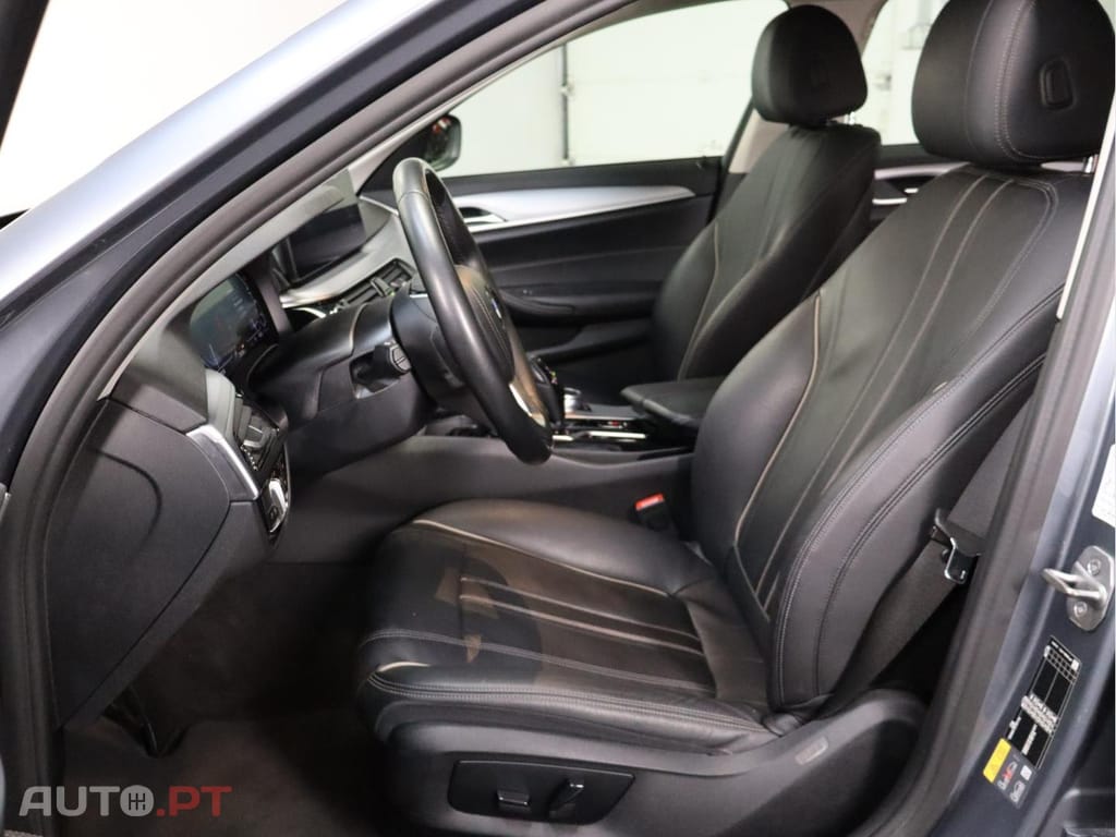 BMW 530 e Auto Line Luxury