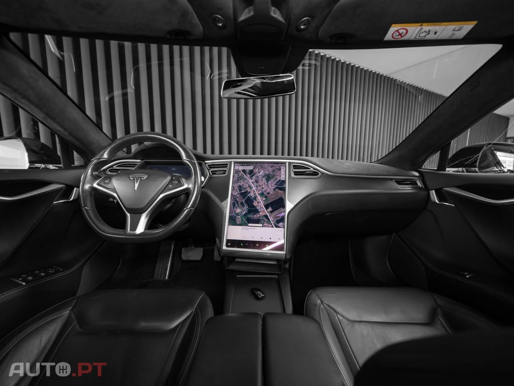 Tesla Model S 90D